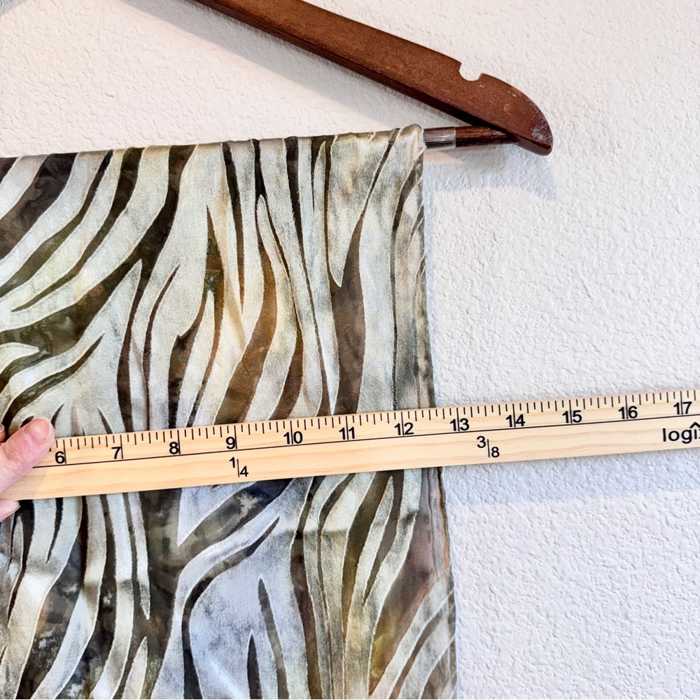 Mermaid Velvet Burnout Zebra Silk Blend Scarf Abstract Neutral Lightweight A20 - Picture 6 of 9